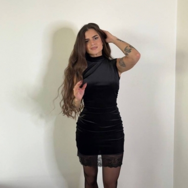 VESTIDO VELVET + ENCAJE NEGRO