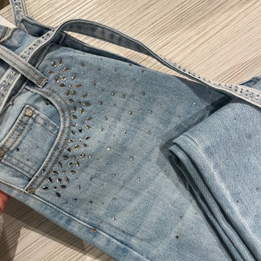 JEANS BRILLO + CINTURÓN