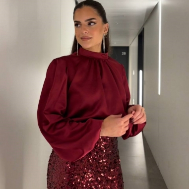 FALDA LENTEJUELAS BURDEOS