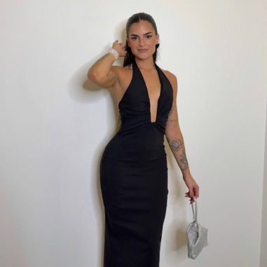 VESTIDO ESCOTE AJUSTADO NEGRO