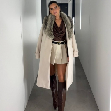 FALDA PANTALÓN TABLAS CON CINTURÓN BEIGE