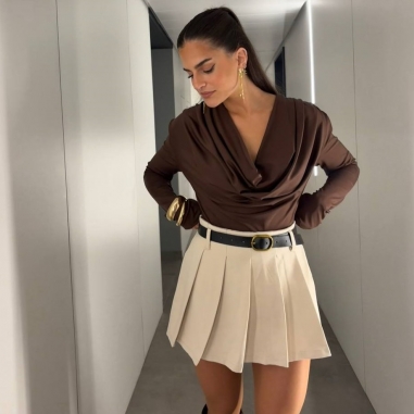 FALDA PANTALÓN TABLAS CON CINTURÓN BEIGE