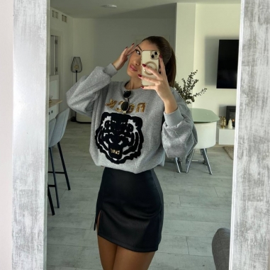 SUDADERA ESTAMPADA GRIS