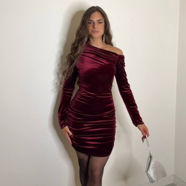 VESTIDO VELVET FRUNCIDO BURDEOS
