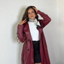 GABARDINA EFECTO PIEL VINO 2