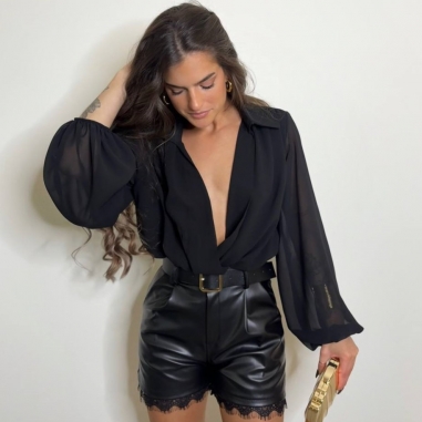 SHORT EFECTO PIEL + ENCAJE