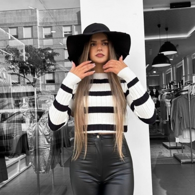 JERSEY RAYAS BLANCO Y NEGRO