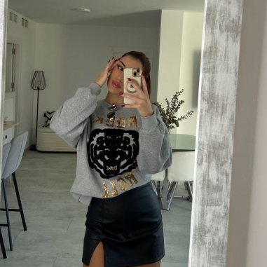 SUDADERA ESTAMPADA GRIS