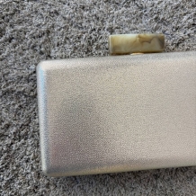 BOLSO EVENTO BROCHE DORADO 2