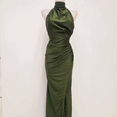VESTIDO HALTER VERDE OLIVA