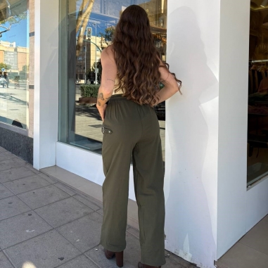 PANTALÓN CARGO VERDE MILITAR