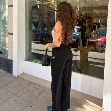 PANTALÓN CARGO NEGRO