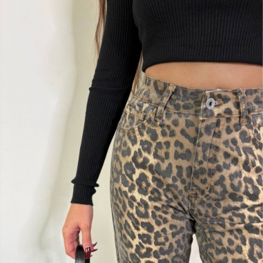 JERSEY CUELLO ALTO NEGRO