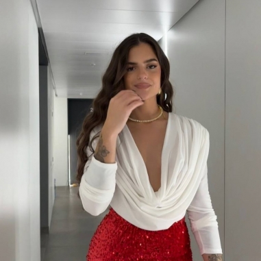 TOP ESCOTE FLUÍDO BLANCO