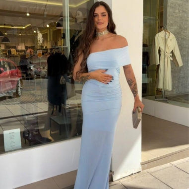 VESTIDO FRUNCIDO ASIMÉTRICO CELESTE