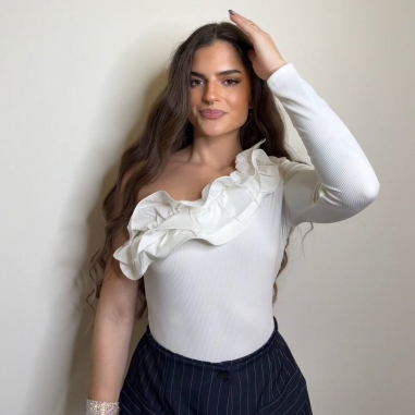 TOP ASIMÉTRICO VOLANTE BLANCO