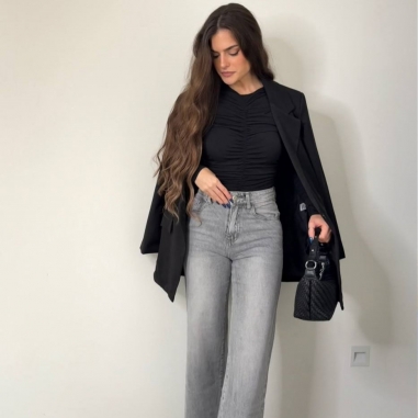 JEANS EFECTO LAVADO GRIS