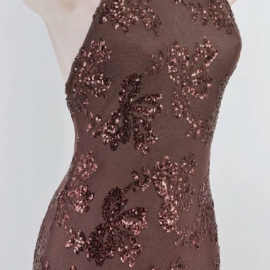 VESTIDO HALTER LENTEJUELAS CHOCO