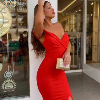 VESTIDO ESCOTE BARCO ROJO