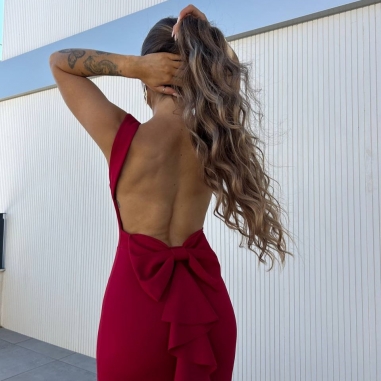 VESTIDO SIRENA LAZO VINO