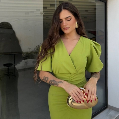 VESTIDO MANGA ABULLONADA VERDE AGUACATE