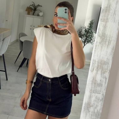 CAMISETA HOMBRERAS BLANCA