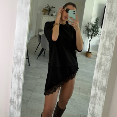 CAMISETA - VESTIDO ENCAJE ASIMÉTRICO...