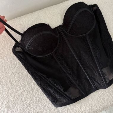 CORSET ENCAJE NEGRO