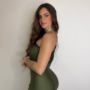 VESTIDO ASIMÉTRICO MIDI VERDE CAQUI