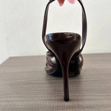 SANDALIA CRUZADA CHOCO