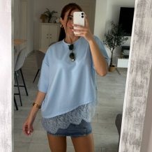 CAMISTA ASIMÉTRICA ENCAJE...