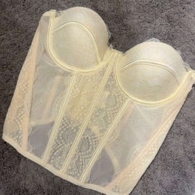 CORSET ENCAJE AMARILLO MANTEQUILLA