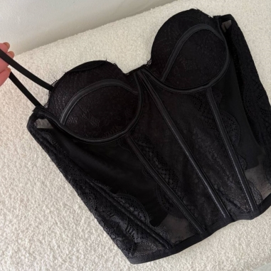 CORSET ENCAJE NEGRO