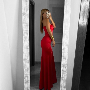 VESTIDO ESCOTE BARCO ASIMÉTRICO ROJO