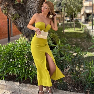 PREVENTA VESTIDO ESCOTE V OCRE