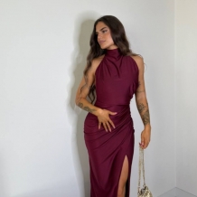 VESTIDO HALTER BURDEOS 2