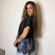 CAMISETA CORTA ENCAJE NEGRA 2