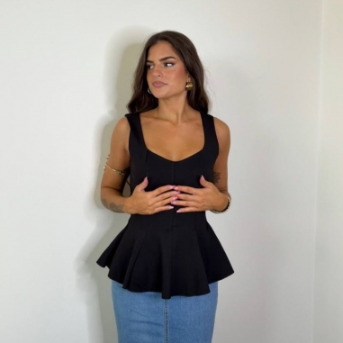 TOP VOLANTE NEGRO