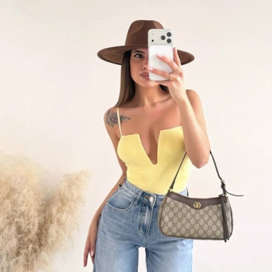 BODY ESCOTE V AMARILLO