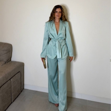 CONJUNTO TRAJE SATÉN MENTA