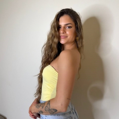 BODY ESCOTE V AMARILLO