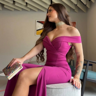 VESTIDO ESCOTE BARCO MAGENTA