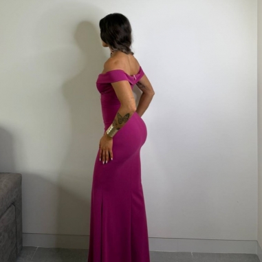 VESTIDO ESCOTE BARCO MAGENTA