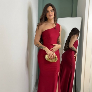 VESTIDO ESCOTE TRASERO LENTEJUELAS VINO