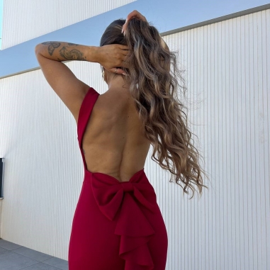 VESTIDO SIRENA LAZO VINO