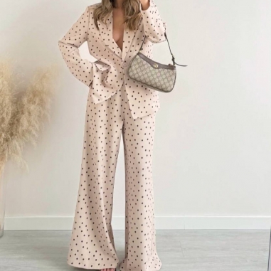 CONJUNTO TRAJE LUNARES