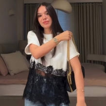 CAMISETA CORTA ENCAJE BICOLOR 2