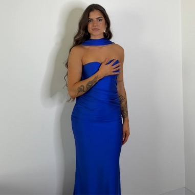 VESTIDO GARGANTILLA AZUL KLEIN