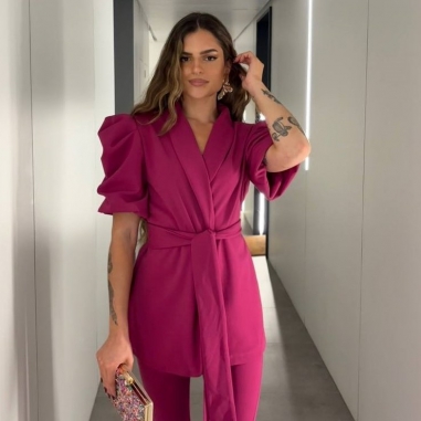 CONJUNTO TRAJE MANGA ABULLONADA...