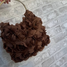 BOLSO ASA PÉTALOS CHOCO 2